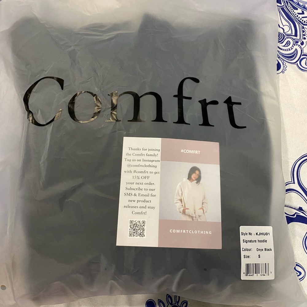Comfrt Signature Fit Hoodie (S)